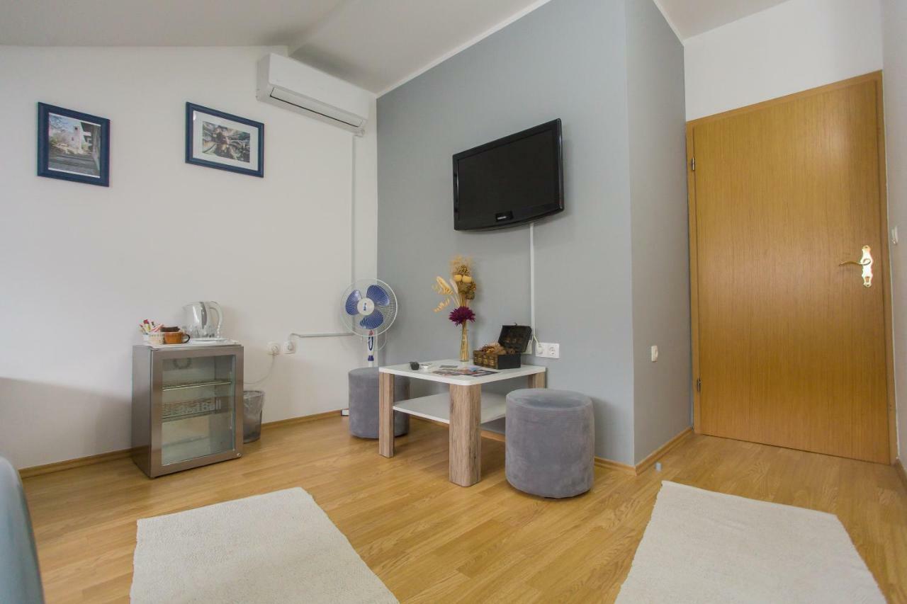 Guest House Stari Mostar Bagian luar foto