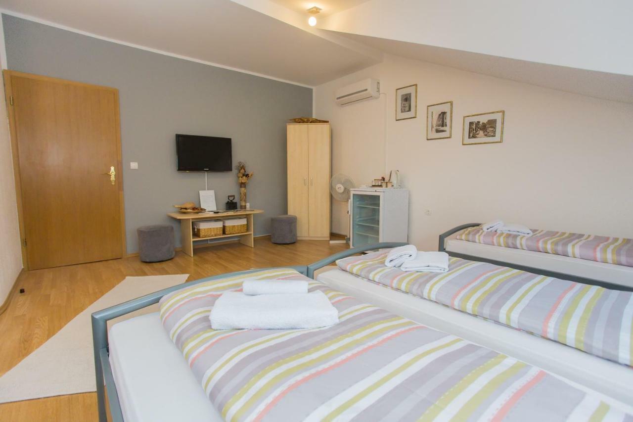 Guest House Stari Mostar Bagian luar foto
